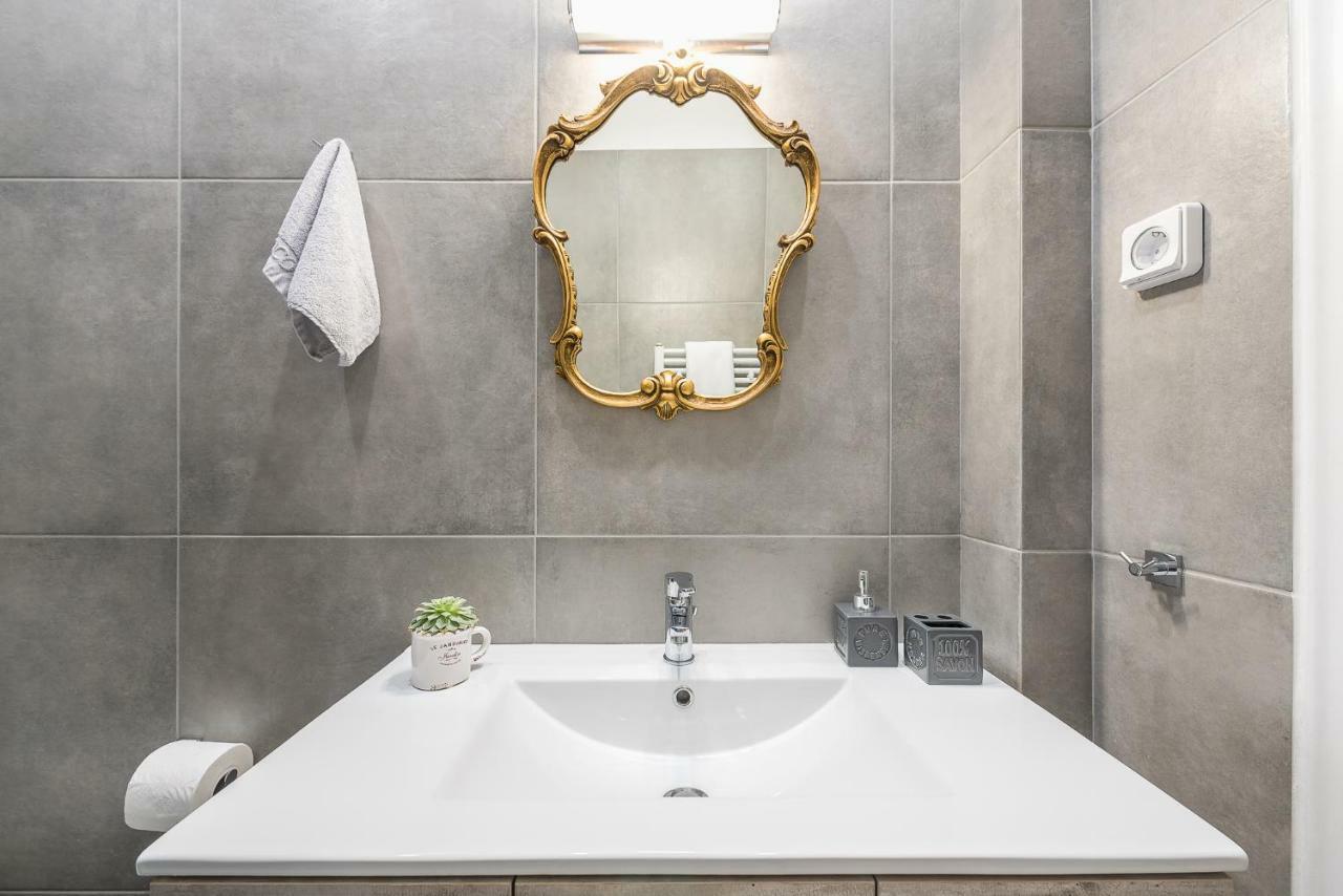 Апартаменты Elegant Living At The Heart Of Афины Экстерьер фото
